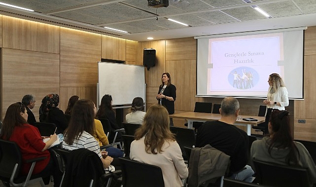 Destek Eğitim Merkezi’nden Velilere Rehberlik Semineri