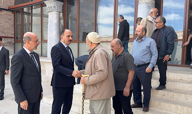 Başkan Altay Alaaddin Camii’nde Vatandaşlarla Buluştu