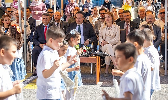 Başkan Mutlu İlköğretim Haftası’nı öğrencilerle birlikte kutladı
