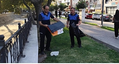 Gemlik’te İzinsiz Afişlere Zabıta Müdahalesi