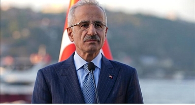 Köstebekler yarın yer altına dalıyor