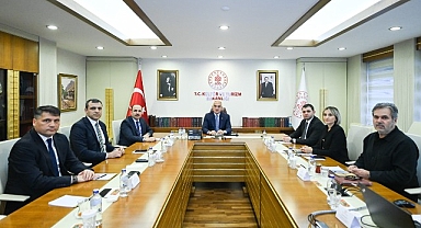 Başkan Altay Bakanlarla Konya Projelerini Görüştü