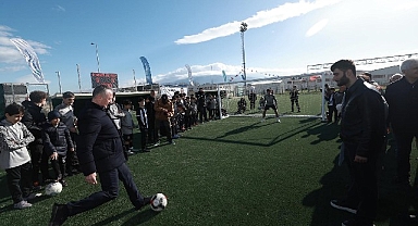 Büyükakın ‘Her gün yeni bir eserle kentimizi güzelleştiriyoruz’