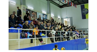 Didim Sahasında Voleybol Şöleni: 3–0