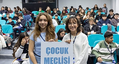 Konak’ın Çocuk Meclisi’nde seçim heyecanı