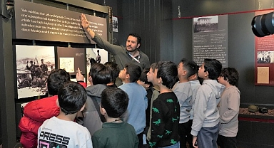 İlkokul öğrencilerinden Atatürk Ankara Milli Mücadele Müzesi’ne ziyaret