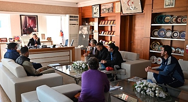 Antrenörlerden Başkan Topaloğlu’na ziyaret