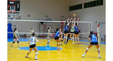 Burhaniye Belediyesi 4. Geleneksel Yıldız Kızlar Voleybol Turnuvası Sona Erdi