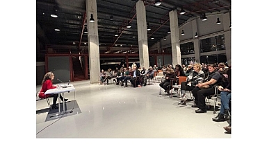 Nilüfer’de distopyada kadın kimliği tartışıldı