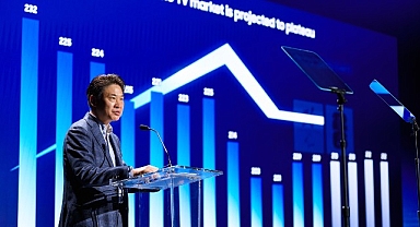 Samsung, CES 2026 kapsamında düzenlediği Görsel Ekranlar Deep Dive Panelinde televizyonun yeni dönemine yönelik vizyonunu açıkladı