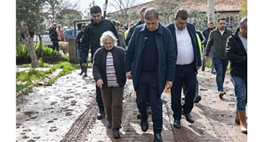 Başkan Tugay’dan Seferihisar’da yağıştan etkilenenlere yerinde destek