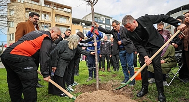 Buca’da 6 Şubat’ta kaybedilenler fidanlarla anıldı