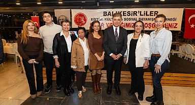 Başkan Tugay, İzmir’deki Balıkesirlilerle iftarda buluştu