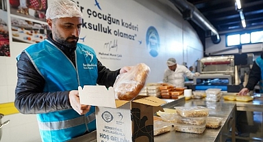 Beylikdüzü’nde Ramazan’ın Bereketi Sofralara Taşınıyor
