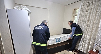 Konak’ta eşya dayanışması: Bağışlar ihtiyaç sahiplerine ulaştırılıyor