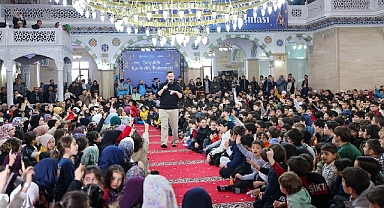 Selçuklu’da Sertaç Abi çocuklarla ‘Kardeşlik Buluşması’nda bir araya geldi