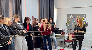Yenişehir’de genç kadınlara ‘Güvenli ilişki’ rehberi