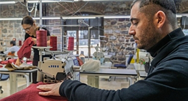 İzmir’in yeni başlangıçlara açılan kapısı: Meslek Fabrikası