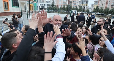 Başkan Sandıkçı’ya Sevgi Seli: Öğrencilerin İftar Sevincine Ortak Oldu 