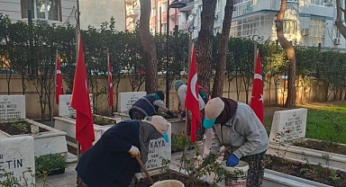 Manisa Büyükşehir Belediyesi Şehitlikleri 18 Mart’a Hazırladı