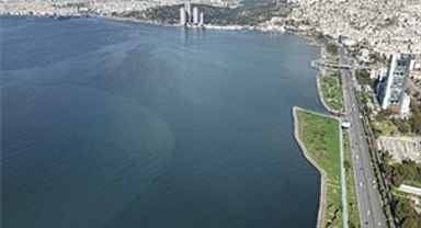 Tarım ve sanayi atıklarıyla kirlenen Gediz İzmir Körfezi’ne akıyor
