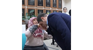 Başkan Övünç Demir ile Cemile Teyzenin Duygulandıran Buluşması Milyonlara Ulaştı