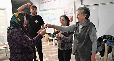 Bornova’da yaratıcı drama ile hayata yeniden katılım