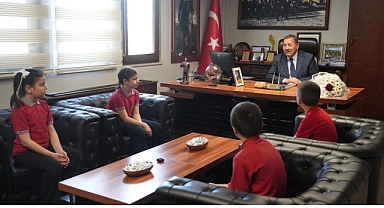 Başkanlık Koltuğuna Mehmet Emir Yiğit Oturdu