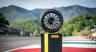 Tyre Reviews’a Göre Dünyanın En Hızlı Lastiği: Pirelli P Zero Trofeo RS